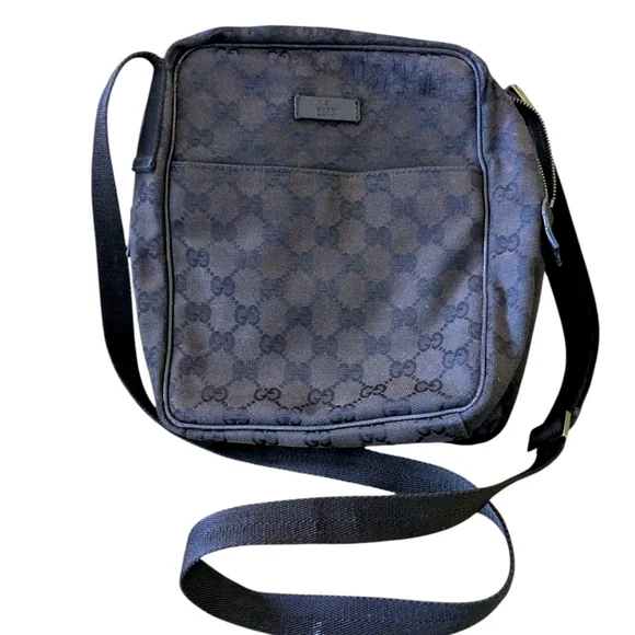 Authentic Gucci Black Messenger Bag with Adjustable Strap and Leather Trim - Picture 1 of 16